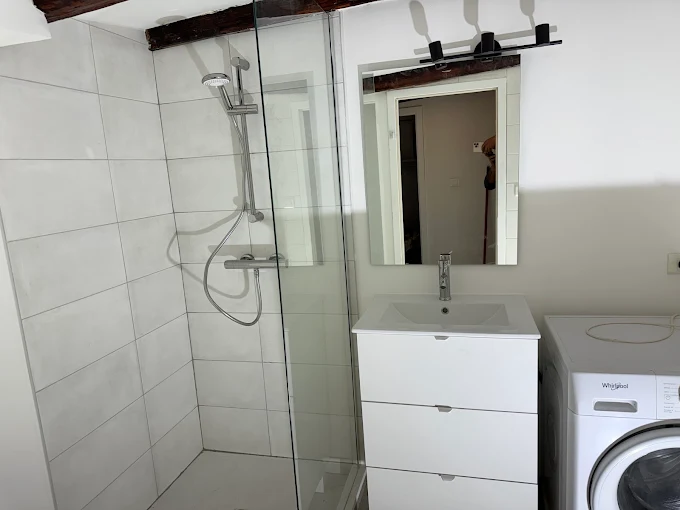 Rénovation salle de bain Strasbourg - douche, carrelage et sanitaires